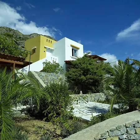 Nakou Village