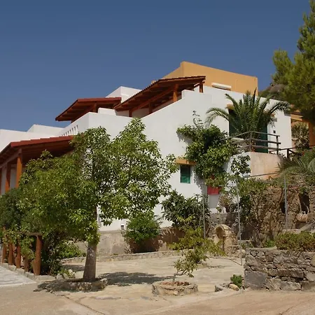 Nakou Village Aparthotel 3*