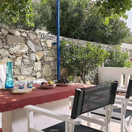 Aparthotel Nakou Village