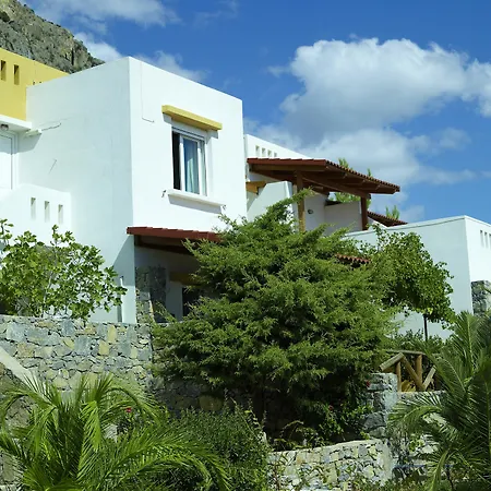 Nakou Village Aparthotel 3*